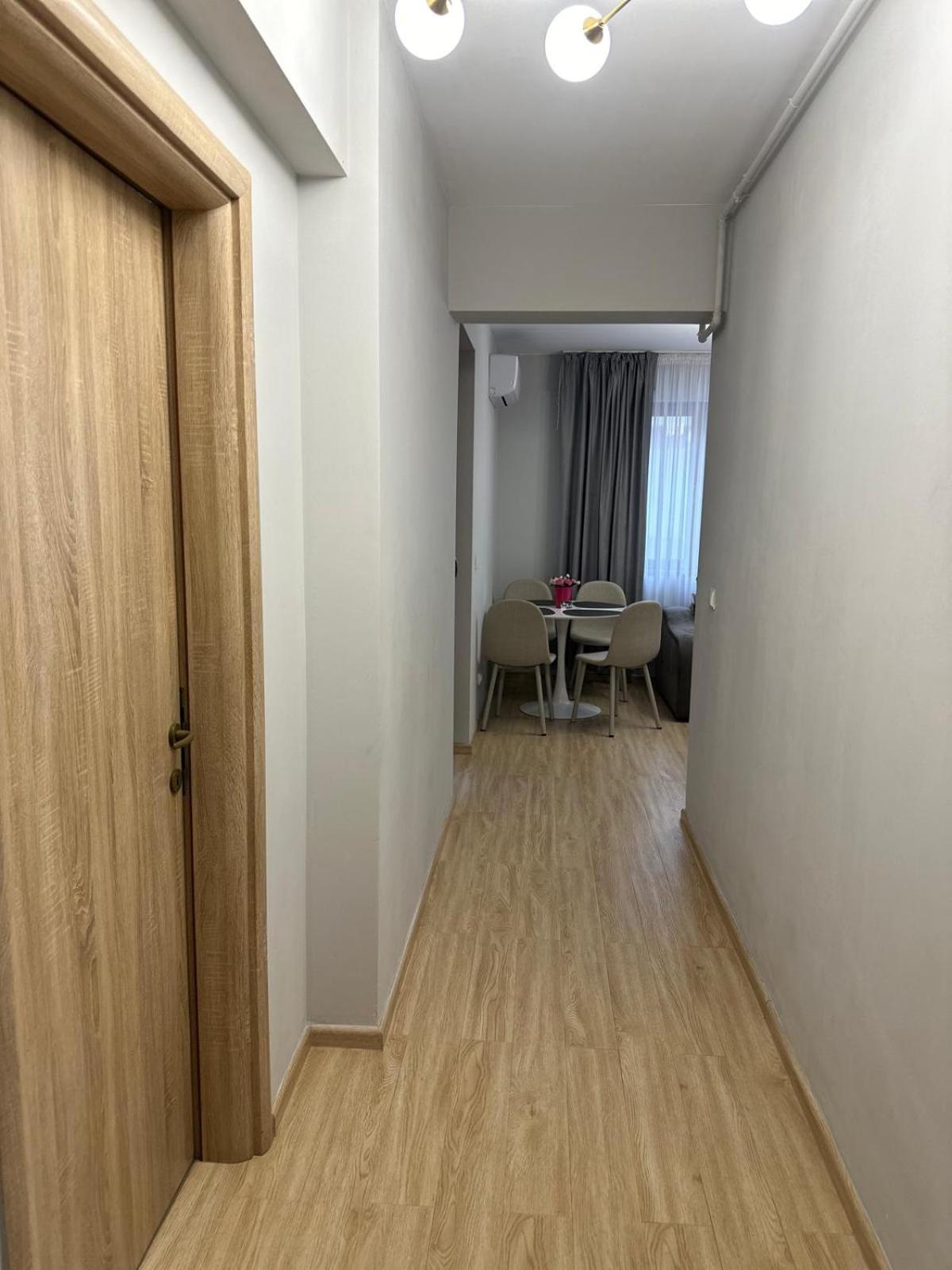 Alexhome Lux Apartment 27 Free Parking Bukarest Kültér fotó